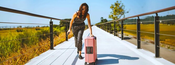 Wähle Eminent für hochwertige, langlebige Reise Koffer in verschiedenen Größen. Vom Handgepäck bis zum großen Urlaubskoffer für deine Tirol Reisekaufen!